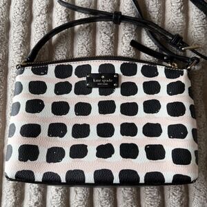 Kate Spade New York Polka Dot Stripe Crossbody Bag White Pink Black Logo